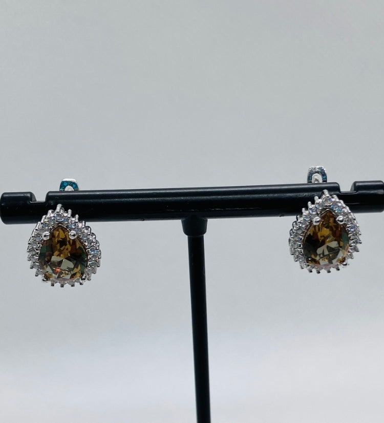 Orecchini Zultanite in argento 925