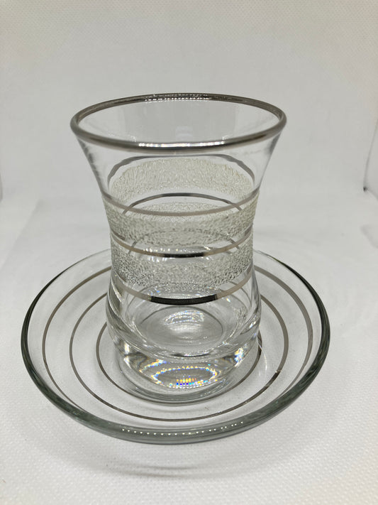 Vasos de te turco plateado